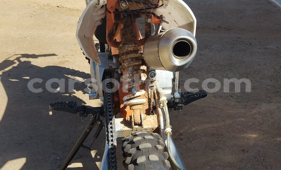 Buy Used KTM 125 White Bike in Maseru in Maseru