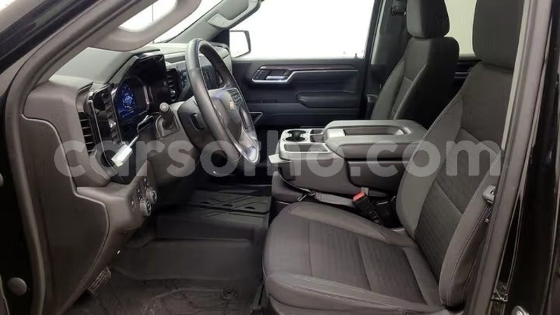 Big with watermark chevrolet silverado leribe maputsoe 31561