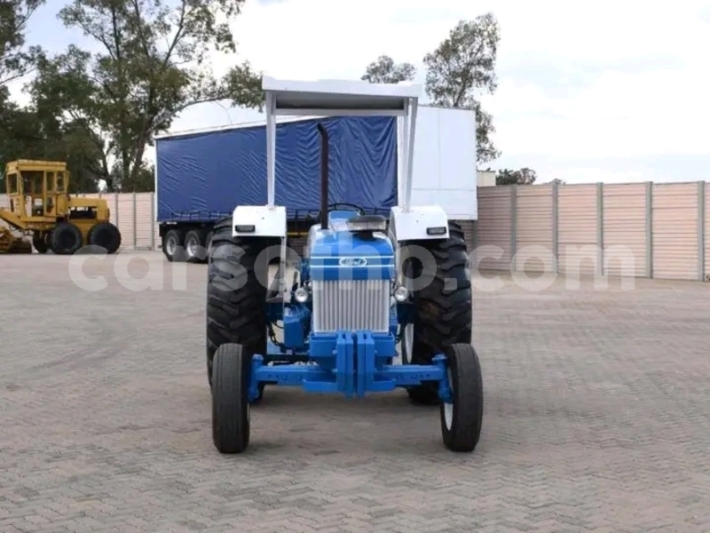 Big with watermark ford e 150 cargo van maseru maseru 31562