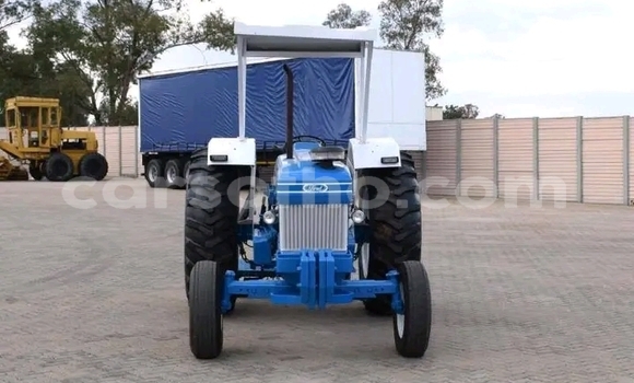 Buy Used Ford E 150 Cargo Van Blue Truck in Maseru in Maseru Buy Used Ford E 150 Cargo Van Blue Truck in Maseru in Maseru