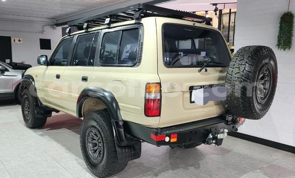 Buy Used Toyota Land Cruiser Beige Car in Qacha's Nek in Quthing Buy Used Toyota Land Cruiser Beige Car in Qacha's Nek in Quthing