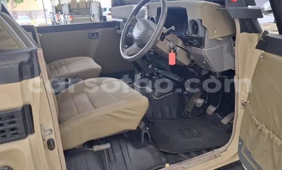 Buy Used Toyota Land Cruiser Beige Car in Quthing in Butha-Buthe Buy Used Toyota Land Cruiser Beige Car in Quthing in Butha-Buthe