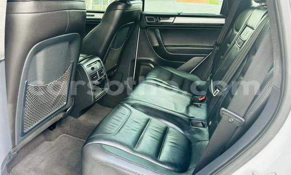 Buy Used Volkswagen Touareg White Car in Quthing in Butha-Buthe Buy Used Volkswagen Touareg White Car in Quthing in Butha-Buthe