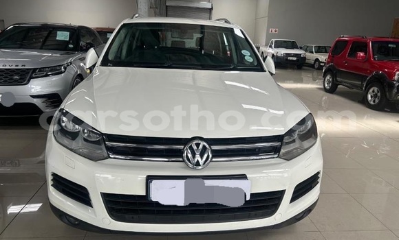 Buy Used Volkswagen Touareg White Car in Mokhotlong in Berea Buy Used Volkswagen Touareg White Car in Mokhotlong in Berea