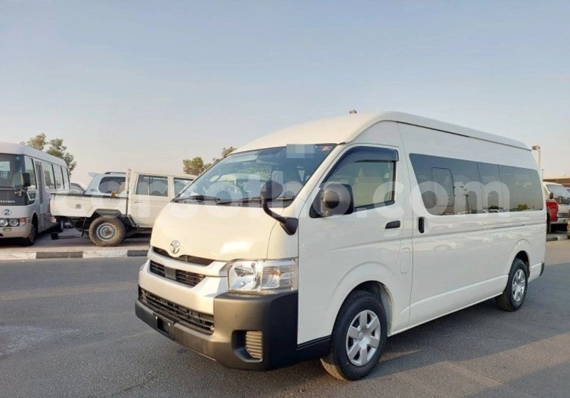 Big with watermark toyota hiace leribe maputsoa 31573