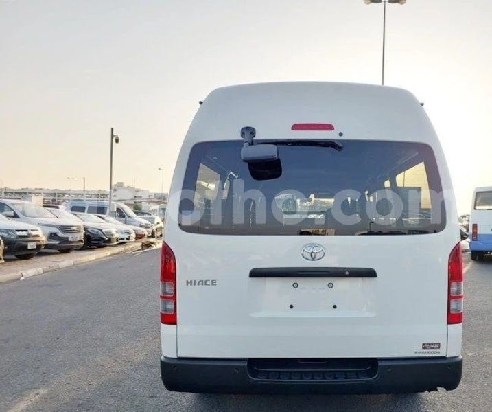 Big with watermark toyota hiace leribe maputsoa 31573