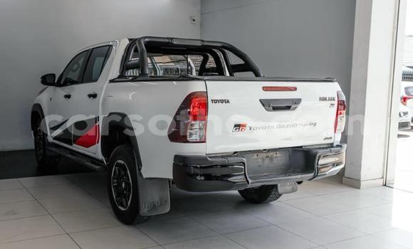 Buy Used Toyota Hilux White Car in Maseru in Maseru Buy Used Toyota Hilux White Car in Maseru in Maseru