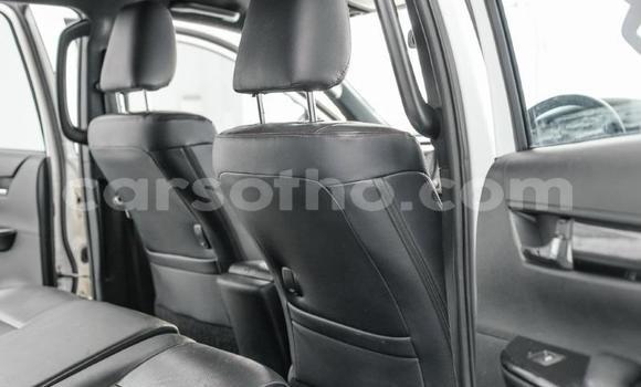 Buy Used Toyota Hilux White Car in Maseru in Maseru Buy Used Toyota Hilux White Car in Maseru in Maseru