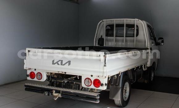 Buy Used Kia K3 White Car in Maseru in Maseru Buy Used Kia K3 White Car in Maseru in Maseru