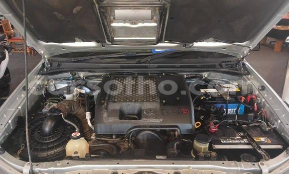 Buy Used Toyota Hilux White Car in Qacha's Nek in Quthing Buy Used Toyota Hilux White Car in Qacha's Nek in Quthing