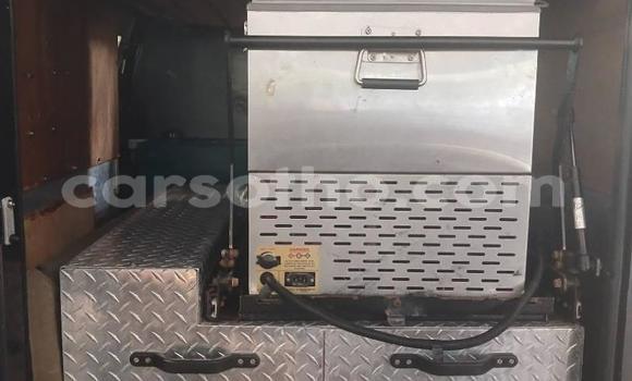 Buy Used Toyota Hilux White Car in Qacha's Nek in Quthing Buy Used Toyota Hilux White Car in Qacha's Nek in Quthing