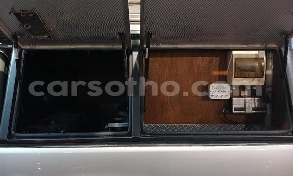 Buy Used Toyota Hilux White Car in Qacha's Nek in Quthing Buy Used Toyota Hilux White Car in Qacha's Nek in Quthing