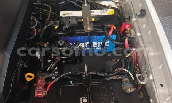 Buy Used Toyota Hilux White Car in Qacha's Nek in Quthing Buy Used Toyota Hilux White Car in Qacha's Nek in Quthing