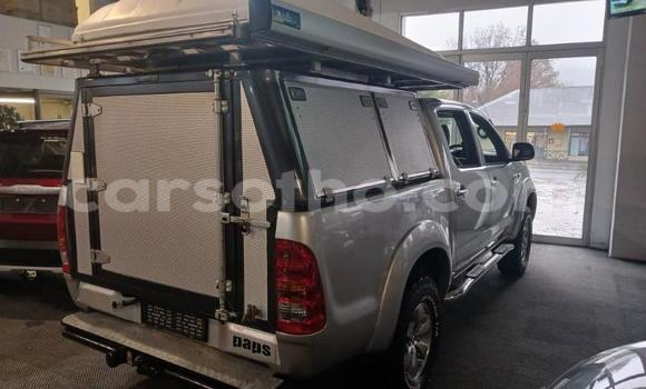 Buy Used Toyota Hilux White Car in Qacha's Nek in Quthing Buy Used Toyota Hilux White Car in Qacha's Nek in Quthing