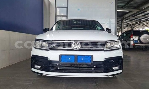 Buy Used Volkswagen Tiguan White Car in Maseru in Maseru