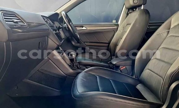 Buy Used Volkswagen Tiguan White Car in Maseru in Maseru Buy Used Volkswagen Tiguan White Car in Maseru in Maseru