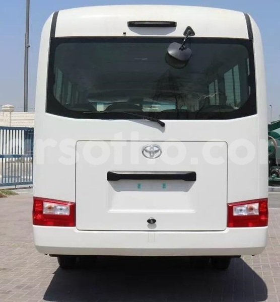 Big with watermark toyota coaster leribe maputsoe 31613