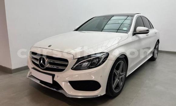 Acheter Occasion Voiture Mercedes-Benz C–Class Blanc à Qacha's Nek, Quthing Acheter Occasion Voiture Mercedes-Benz C–Class Blanc à Qacha's Nek, Quthing