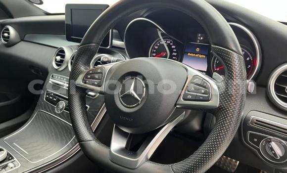 Acheter Occasion Voiture Mercedes-Benz C–Class Blanc à Qacha's Nek, Quthing Acheter Occasion Voiture Mercedes-Benz C–Class Blanc à Qacha's Nek, Quthing