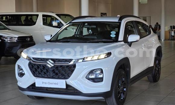 Buy Used Suzuki Forenza White Car in Maseru in Maseru Buy Used Suzuki Forenza White Car in Maseru in Maseru