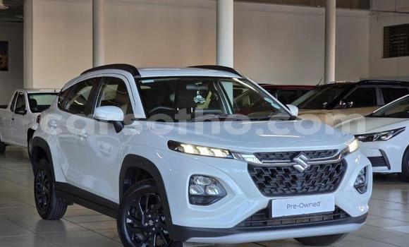 Buy Used Suzuki Forenza White Car in Maseru in Maseru Buy Used Suzuki Forenza White Car in Maseru in Maseru