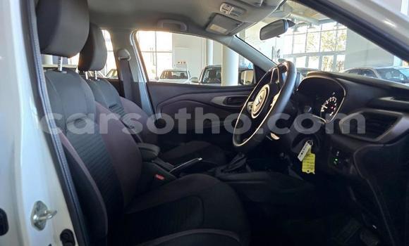 Buy Used Suzuki Forenza White Car in Maseru in Maseru Buy Used Suzuki Forenza White Car in Maseru in Maseru