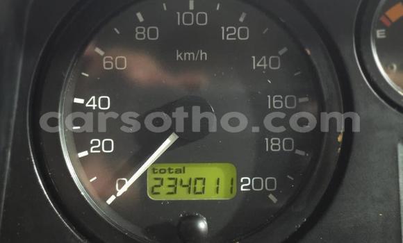 اشتري مستعمل Land Rover Defender White سيارة في Quthing في Butha-Buthe اشتري مستعمل Land Rover Defender White سيارة في Quthing في Butha-Buthe