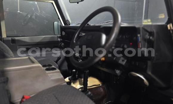 اشتري مستعمل Land Rover Defender White سيارة في Quthing في Butha-Buthe اشتري مستعمل Land Rover Defender White سيارة في Quthing في Butha-Buthe