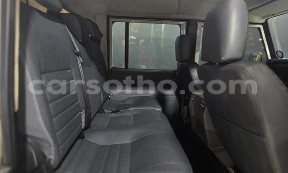 اشتري مستعمل Land Rover Defender White سيارة في Quthing في Butha-Buthe اشتري مستعمل Land Rover Defender White سيارة في Quthing في Butha-Buthe