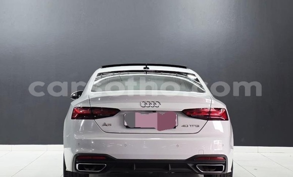 Acheter Occasion Voiture Audi A5 Blanc à Roma, Maseru Acheter Occasion Voiture Audi A5 Blanc à Roma, Maseru