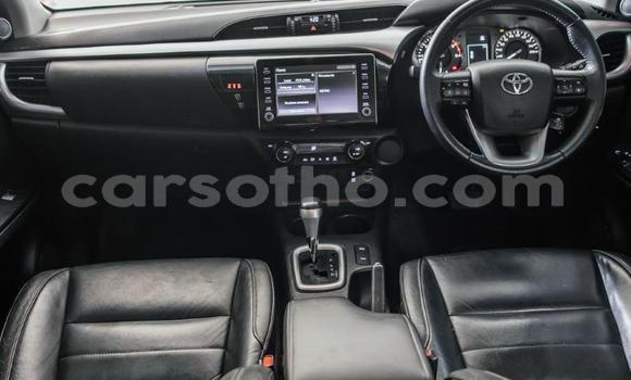 Buy Used Toyota Hilux White Car in Maseru in Maseru Buy Used Toyota Hilux White Car in Maseru in Maseru