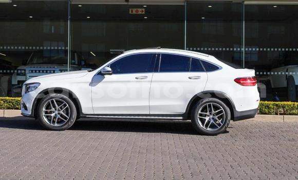Buy Used Mercedes-Benz GLC 250D White Car in Maseru in Maseru Buy Used Mercedes-Benz GLC 250D White Car in Maseru in Maseru