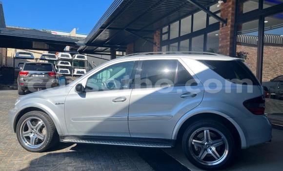 Buy Used Mercedes-Benz ML–Class Silver Car in Maseru in Maseru Buy Used Mercedes-Benz ML–Class Silver Car in Maseru in Maseru