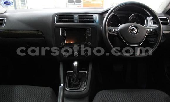 اشتري مستعمل Volkswagen Jetta White سيارة في Butha–Buthe في Thaba-Tseka اشتري مستعمل Volkswagen Jetta White سيارة في Butha–Buthe في Thaba-Tseka