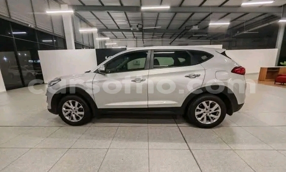 Buy Used Hyundai Tucson White Car in Maseru in Maseru Buy Used Hyundai Tucson White Car in Maseru in Maseru