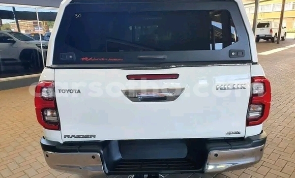 Buy Used Toyota Hilux White Car in Maseru in Maseru Buy Used Toyota Hilux White Car in Maseru in Maseru