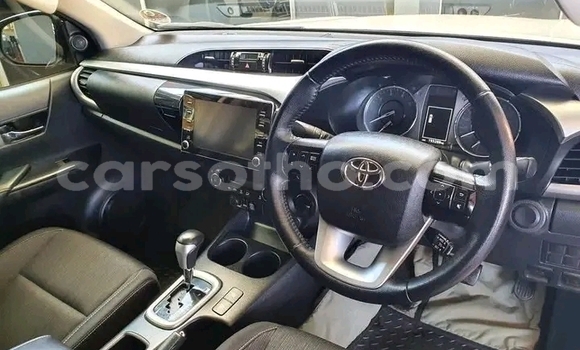Buy Used Toyota Hilux White Car in Maseru in Maseru Buy Used Toyota Hilux White Car in Maseru in Maseru