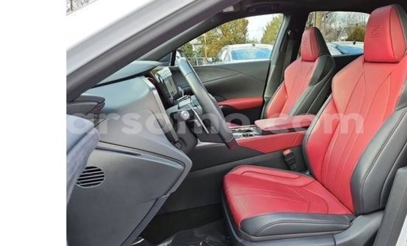 Buy Used Lexus RX 350 White Car in Maputsoe in Leribe Buy Used Lexus RX 350 White Car in Maputsoe in Leribe