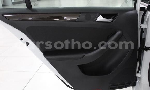 اشتري مستعمل Volkswagen Jetta White سيارة في Butha–Buthe في Thaba-Tseka اشتري مستعمل Volkswagen Jetta White سيارة في Butha–Buthe في Thaba-Tseka