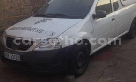 Buy Used Nissan Pickup White Car in Maseru in Maseru Buy Used Nissan Pickup White Car in Maseru in Maseru