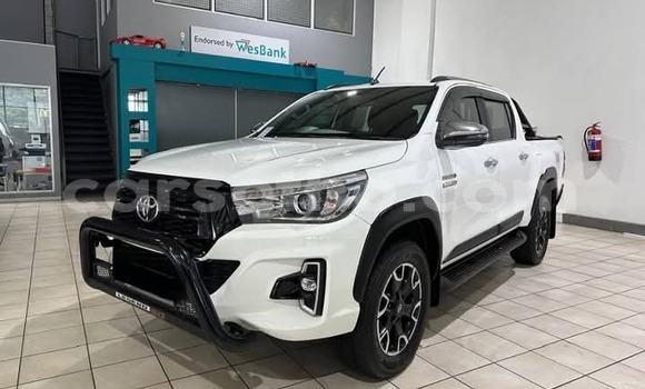 Buy Used Toyota Hilux White Car in Maseru in Maseru Buy Used Toyota Hilux White Car in Maseru in Maseru
