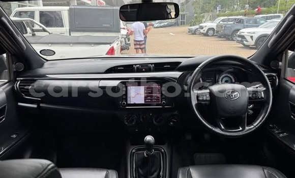 Buy Used Toyota Hilux White Car in Maseru in Maseru Buy Used Toyota Hilux White Car in Maseru in Maseru