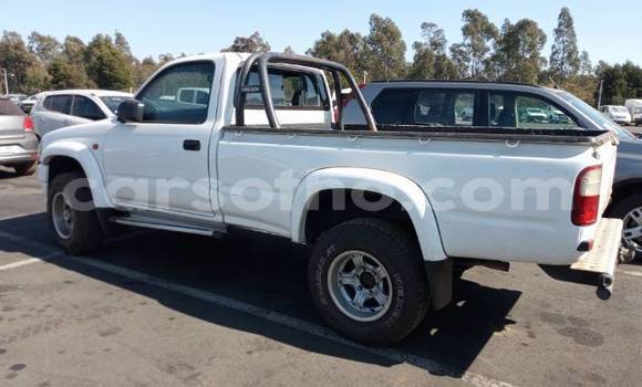 Buy Used Toyota Hilux White Car in Butha–Buthe in Thaba-Tseka Buy Used Toyota Hilux White Car in Butha–Buthe in Thaba-Tseka