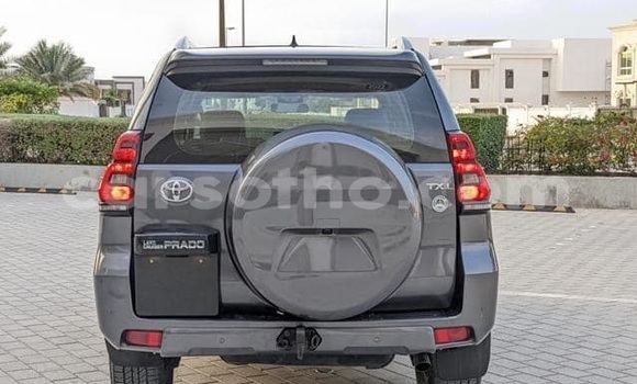 اشتري مستعمل Toyota Land Cruiser Prado White سيارة في Maputsoe في Leribe اشتري مستعمل Toyota Land Cruiser Prado White سيارة في Maputsoe في Leribe
