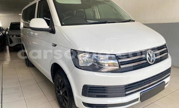 اشتري مستعمل Volkswagen Transporter White سيارة في Maseru في Maseru اشتري مستعمل Volkswagen Transporter White سيارة في Maseru في Maseru