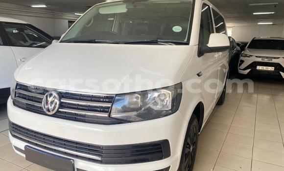 اشتري مستعمل Volkswagen Transporter White سيارة في Maseru في Maseru اشتري مستعمل Volkswagen Transporter White سيارة في Maseru في Maseru