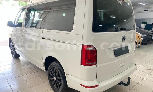 اشتري مستعمل Volkswagen Transporter White سيارة في Maseru في Maseru اشتري مستعمل Volkswagen Transporter White سيارة في Maseru في Maseru