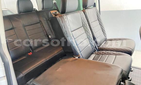 اشتري مستعمل Volkswagen Transporter White سيارة في Maseru في Maseru اشتري مستعمل Volkswagen Transporter White سيارة في Maseru في Maseru