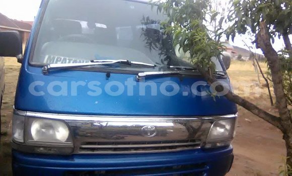 Buy Used Toyota Hiace Blue Car in Maseru in Maseru Buy Used Toyota Hiace Blue Car in Maseru in Maseru