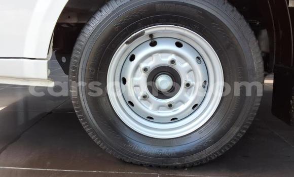 Buy Used Kia K7 White Car in Maseru in Maseru Buy Used Kia K7 White Car in Maseru in Maseru